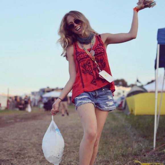 Meet your Posher, Rachael - Picture 1 of 1